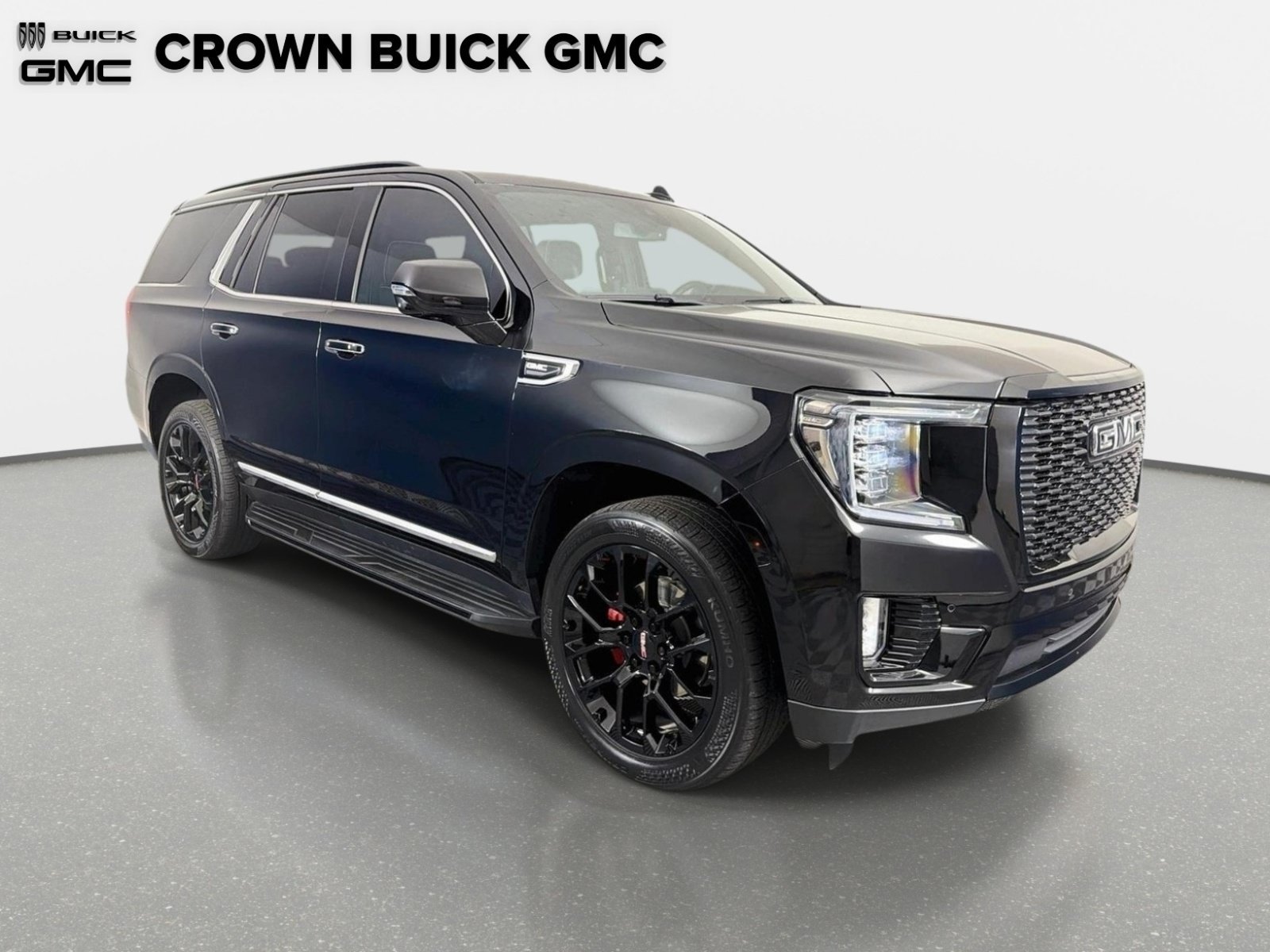 Used 2022 GMC Yukon SLT w/ SLT Premium Package AWD/4WD image 3