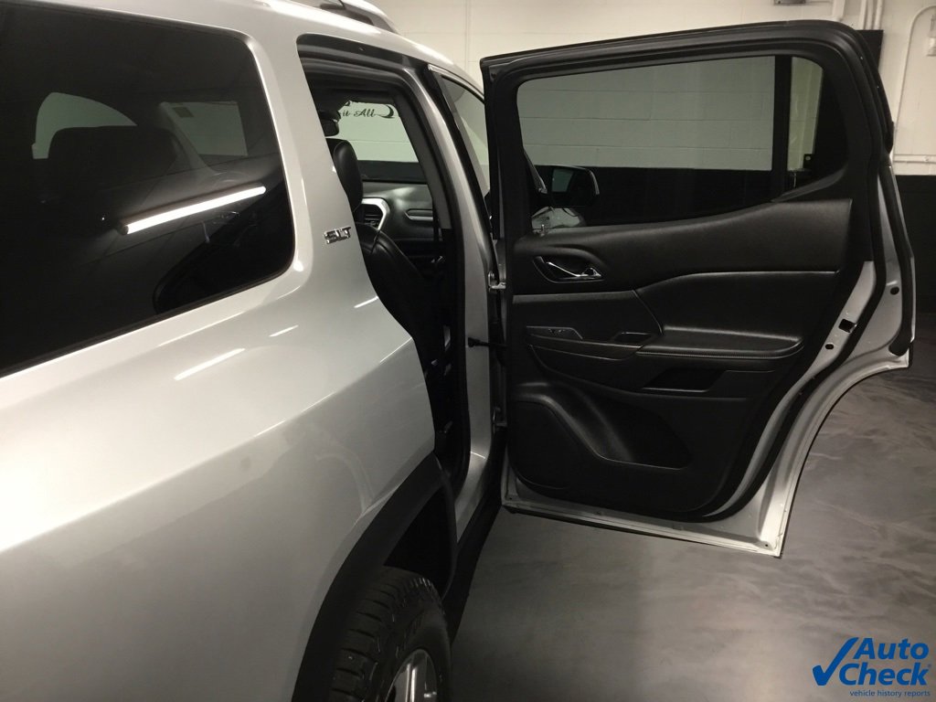 Used 2019 GMC Acadia SLT image 36