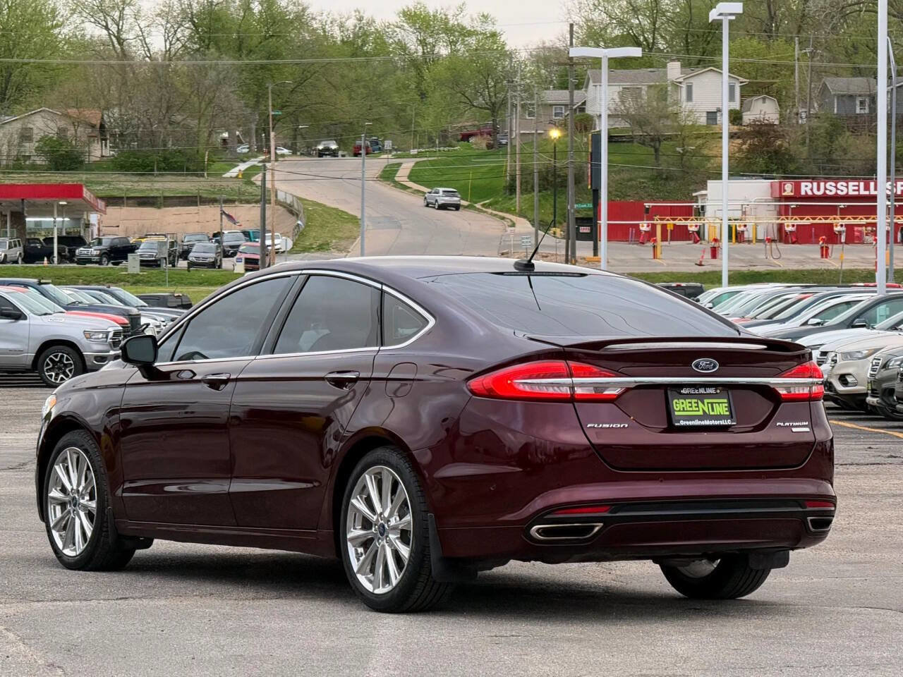 Used 2017 Ford Fusion Platinum FWD image 2