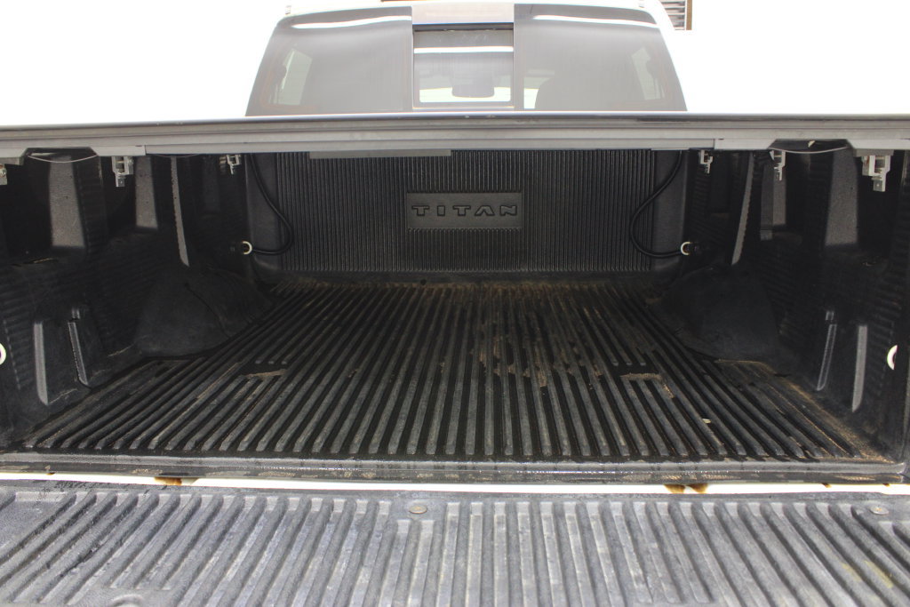 Used 2019 Nissan Titan SV w/ SV Convenience Package AWD/4WD image 30