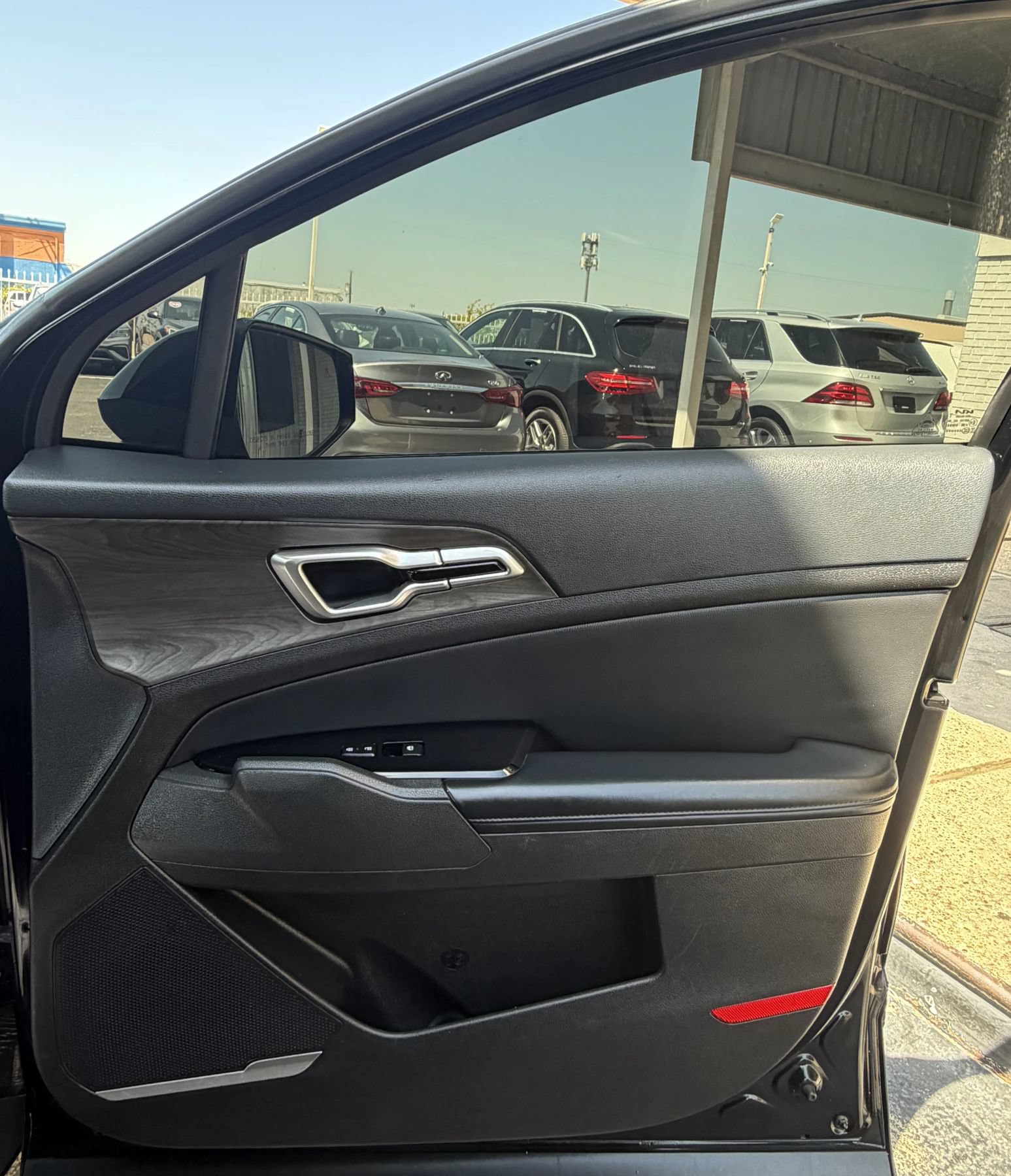 Used 2023 Kia Sportage X-Line w/ X-Line Premium Package AWD/4WD image 24
