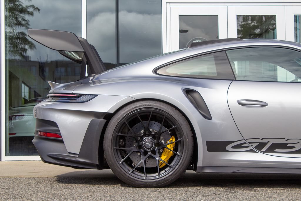 Used 2025 Porsche 911 GT3 RS RWD image 6