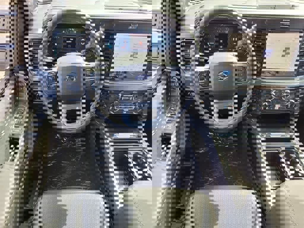 New 2025 Ford F250 Lariat w/ Lariat Ultimate Package image 12