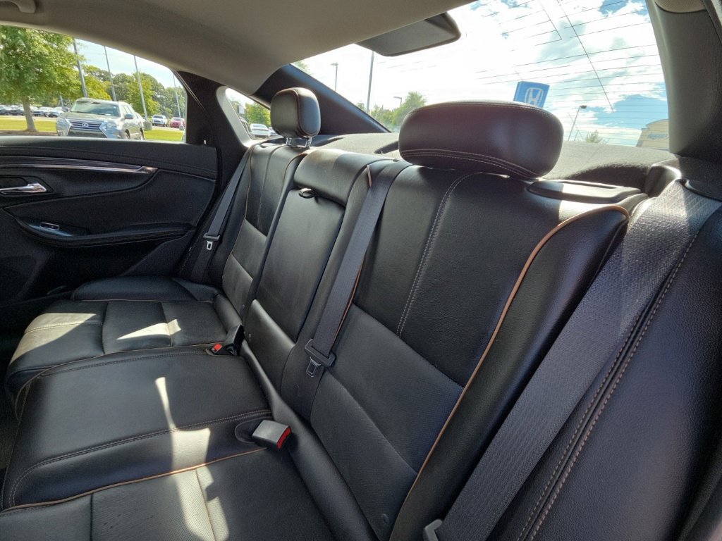 Used 2016 Chevrolet Impala LTZ FWD image 10