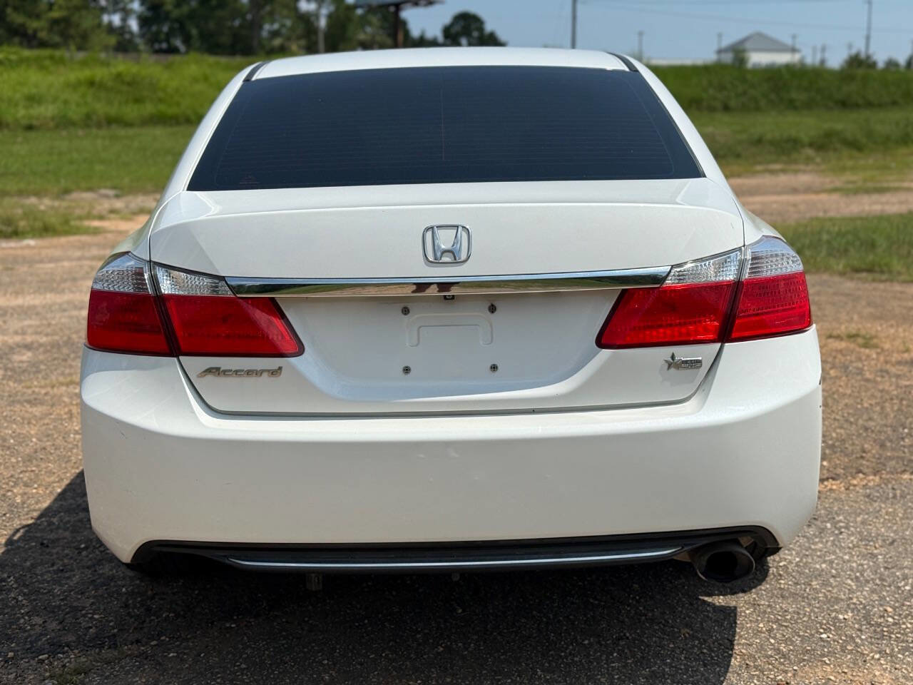 Used 2015 Honda Accord EX image 9