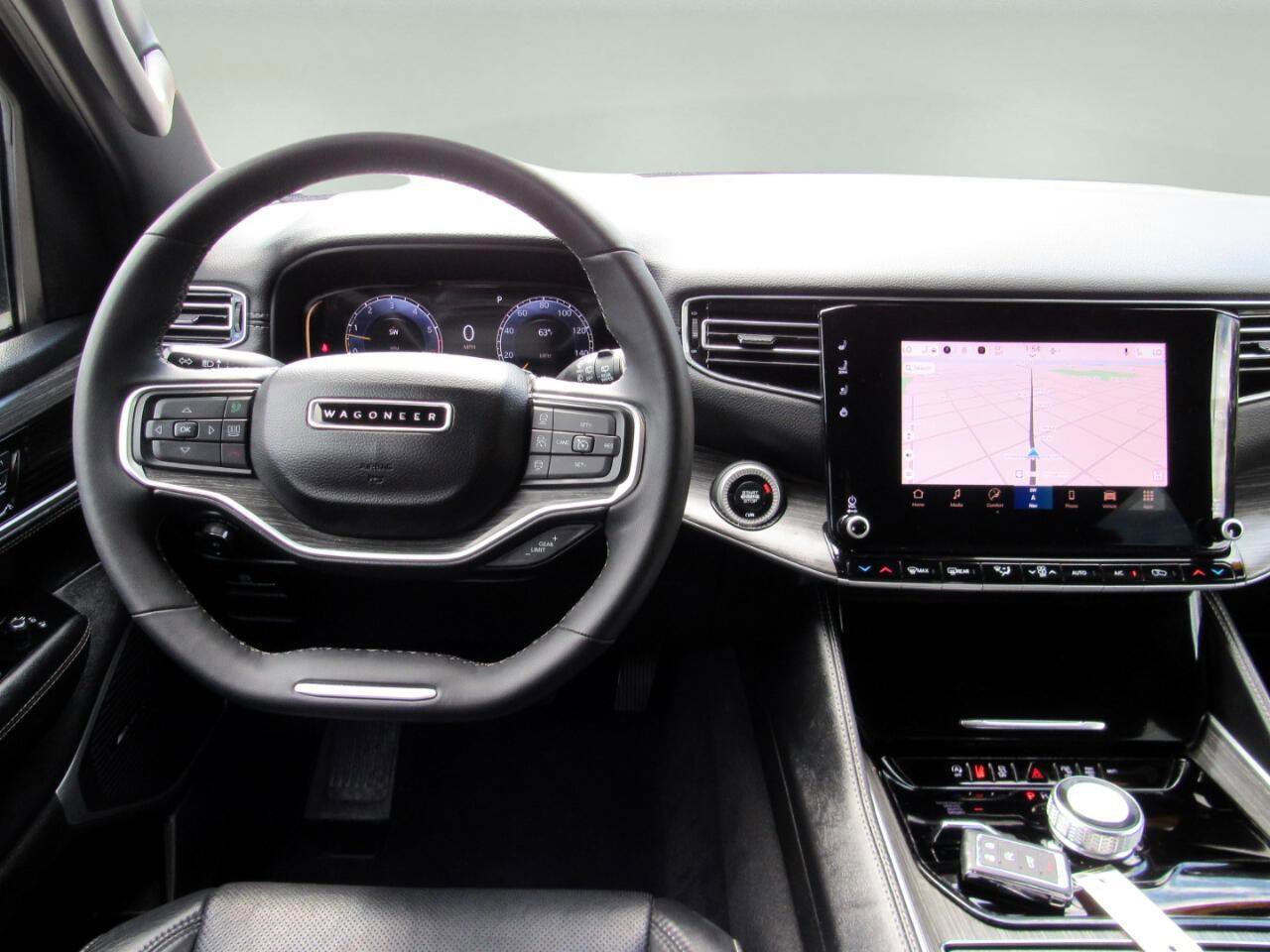 Used 2024 Jeep Wagoneer Series II image 5