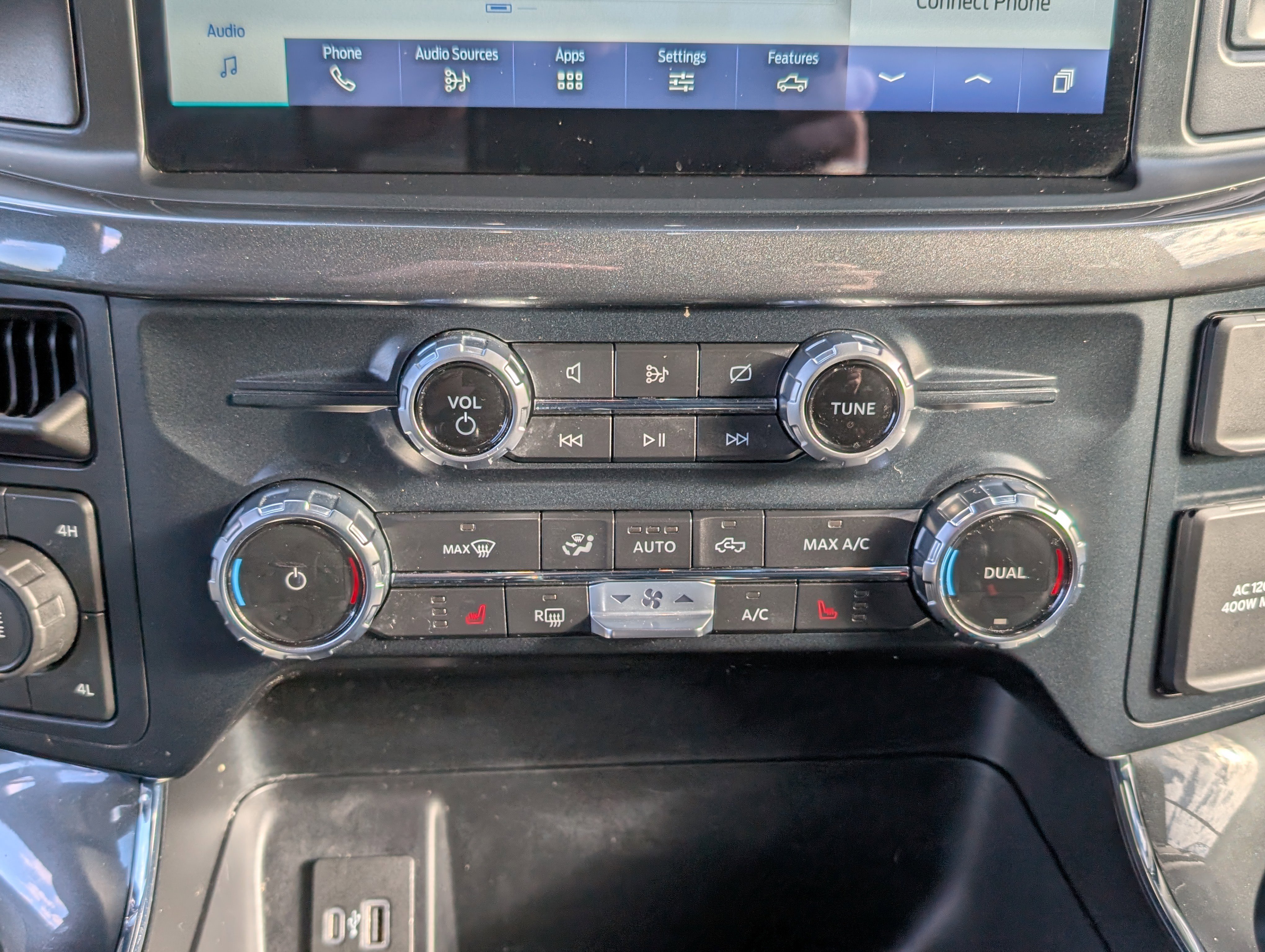 Certified 2022 Ford F150 XLT w/ Equipment Group 302A High image 27