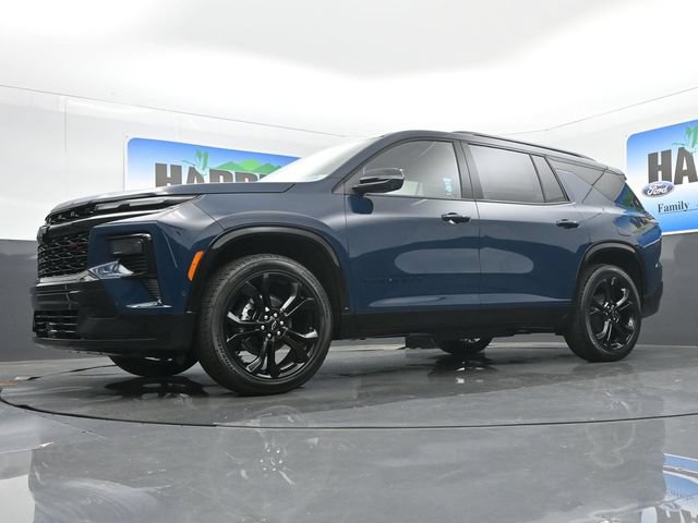 New 2027 Chevrolet Traverse RS w/ LPO, Floor Liner Package FWD image 22