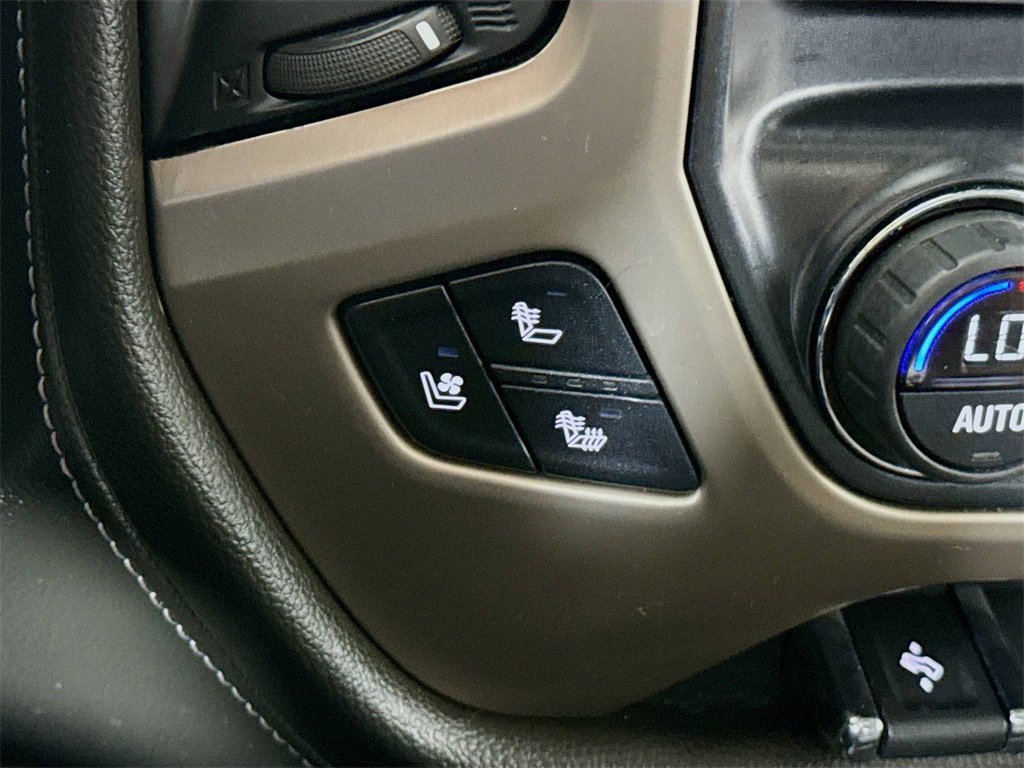 Used 2016 GMC Sierra 1500 Denali w/ Denali Ultimate Package image 13