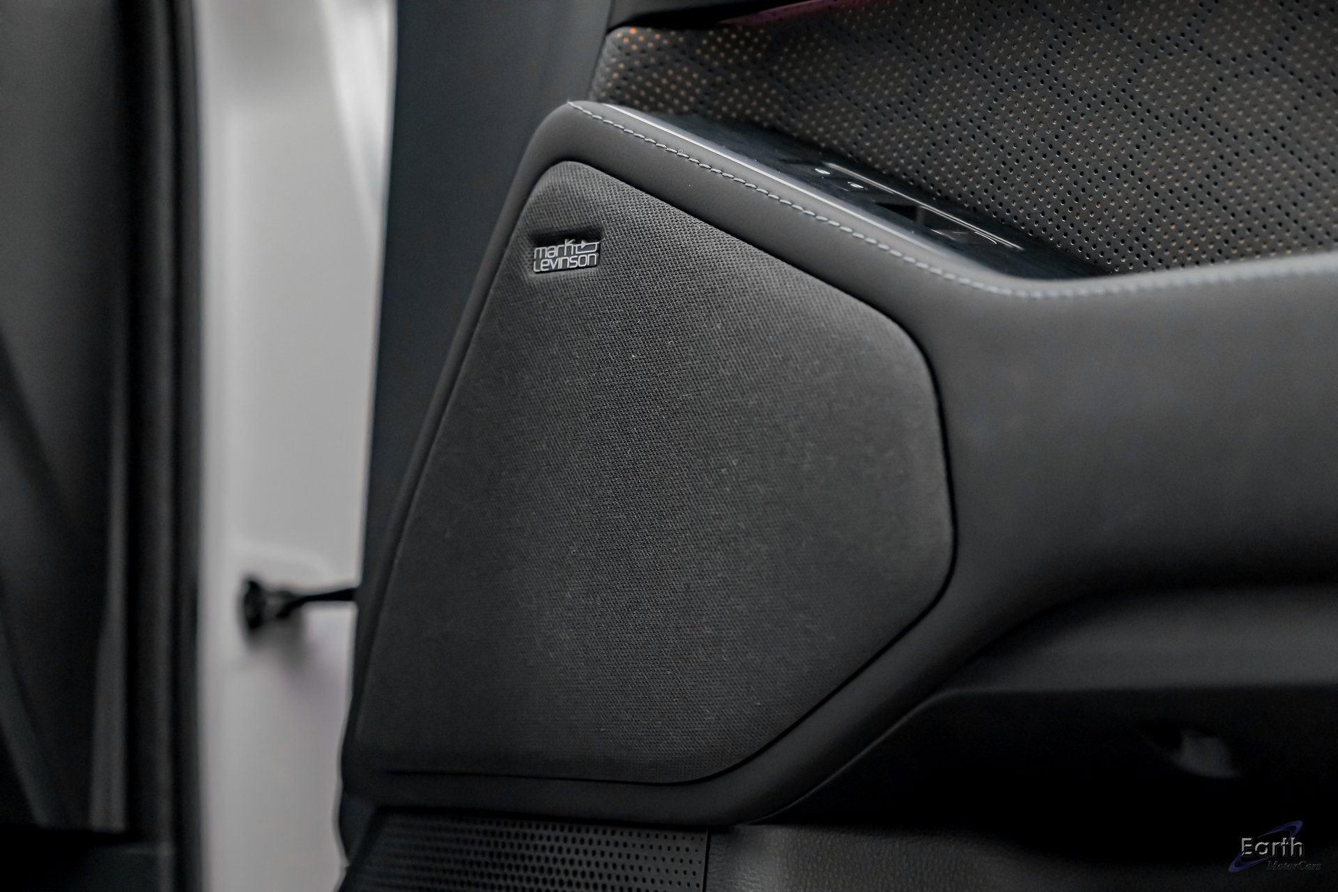 Used 2025 Lexus GX 550 550 Luxury+ 22 VOSSEN WHEELS w/ Accessory Package (2T) image 89