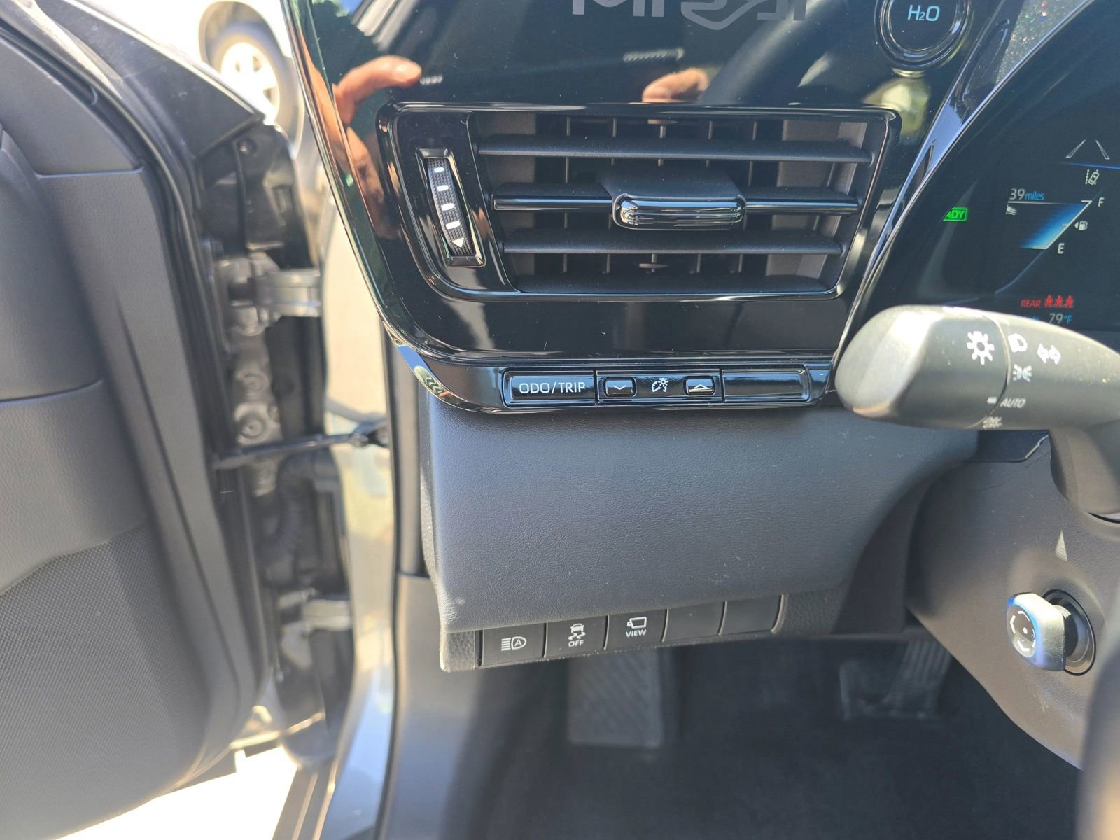 Used 2022 Toyota Mirai w/ Advanced Technology Package RWD image 24