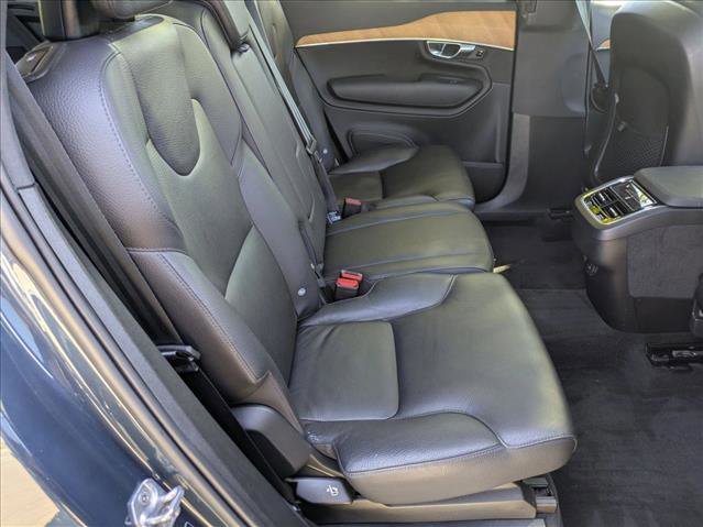 Used 2022 Volvo XC90 T6 Momentum w/ Advanced Package image 22