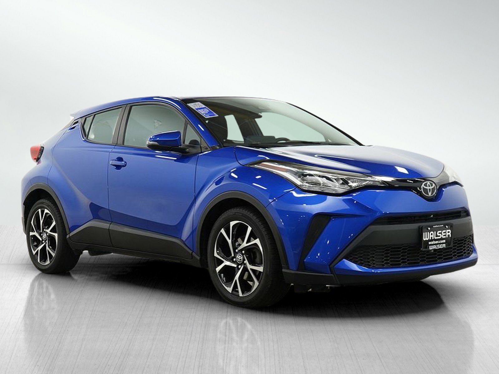 Used 2021 Toyota C-HR XLE image 9