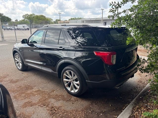 Used 2022 Ford Explorer Platinum w/ Equipment Group 601A AWD/4WD image 8