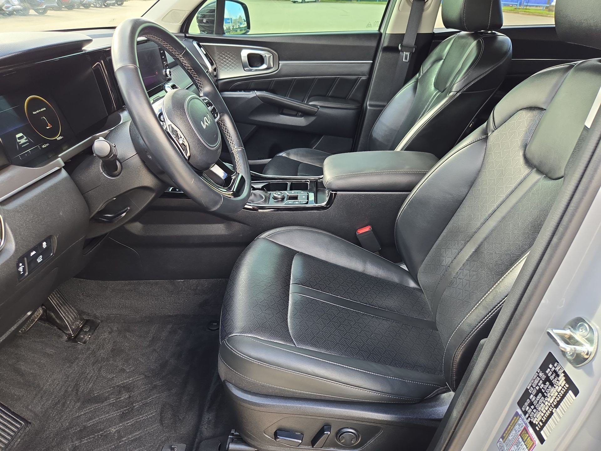 Used 2023 Kia Sorento SX FWD image 15