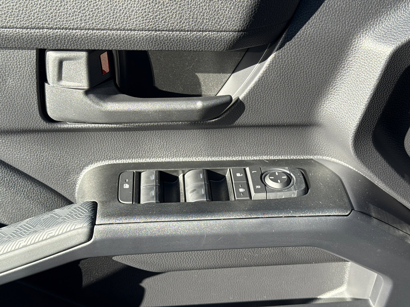 New 2026 Toyota 4Runner SR5 AWD/4WD image 27