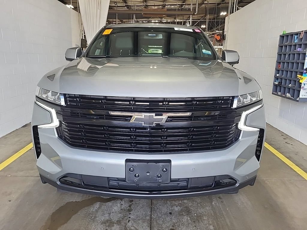 Used 2024 Chevrolet Suburban RST w/ Luxury Package AWD/4WD image 11