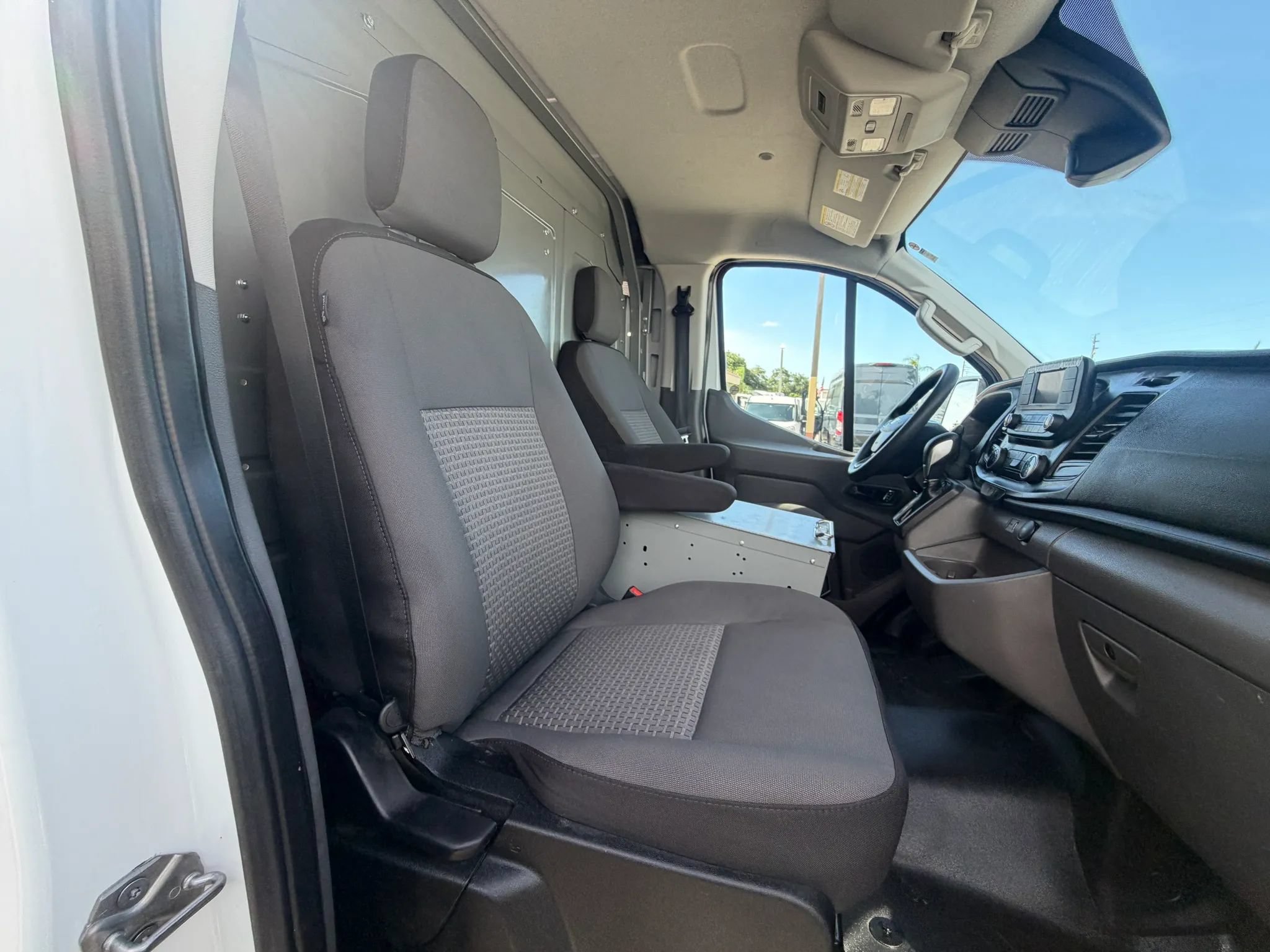 Used 2024 Ford Transit 350 148 Low Roof w/ Fleet Fuel Economy Package RWD image 19