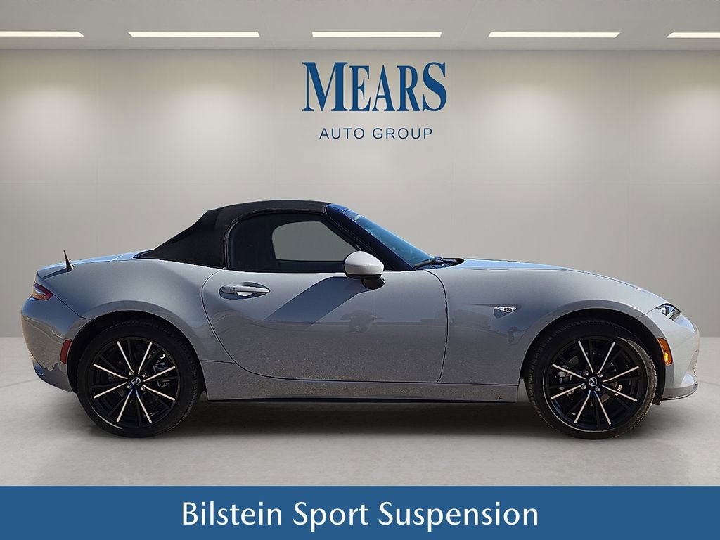 Used 2024 MAZDA MX-5 Miata Grand Touring w/ Weather Package image 8