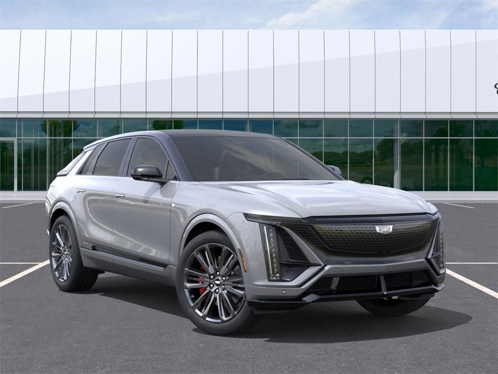 New 2026 Cadillac Lyriq V image 7