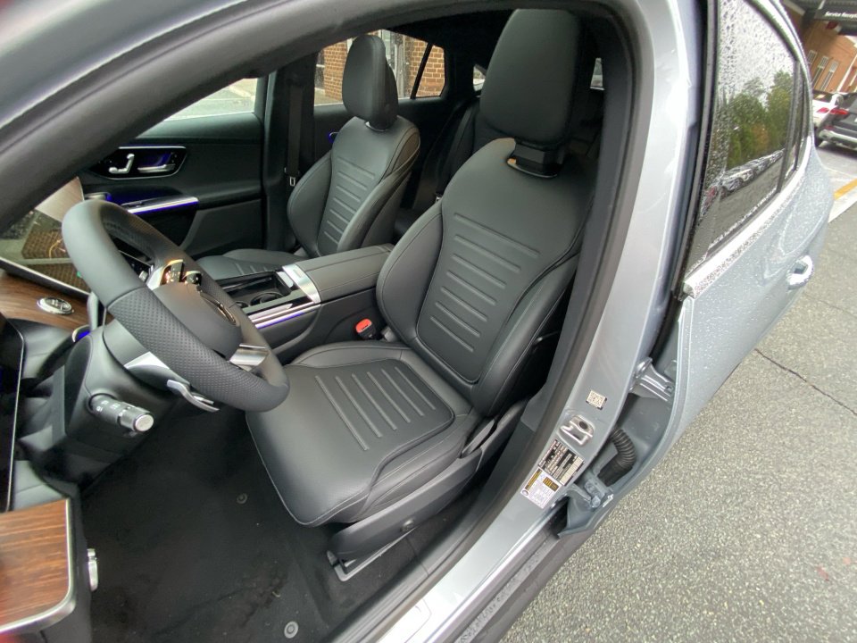 New 2026 Mercedes-Benz GLC 300 4MATIC Coupe image 30