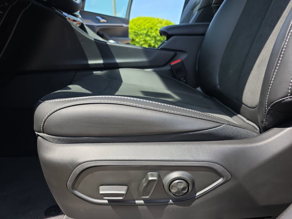 New 2026 Jeep Grand Cherokee L 4WD image 32
