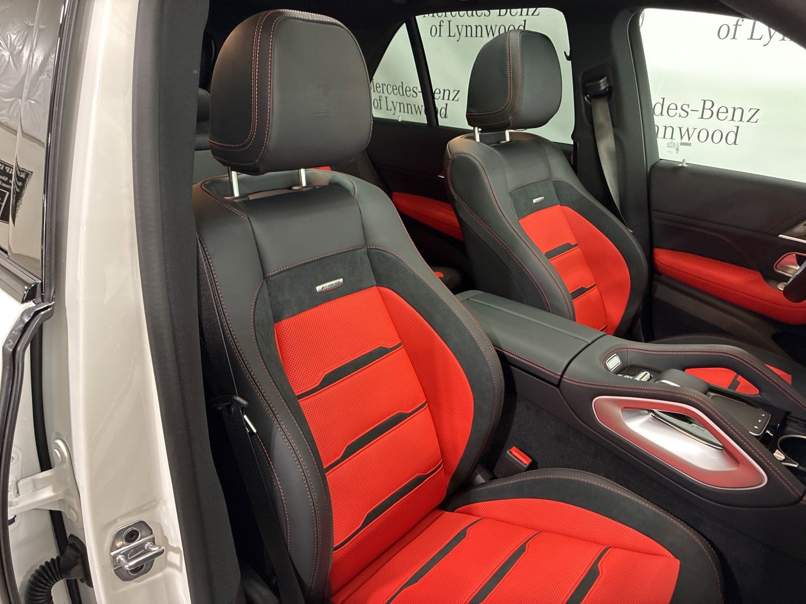 New 2026 Mercedes-Benz GLE 53 AMG 4MATIC image 18