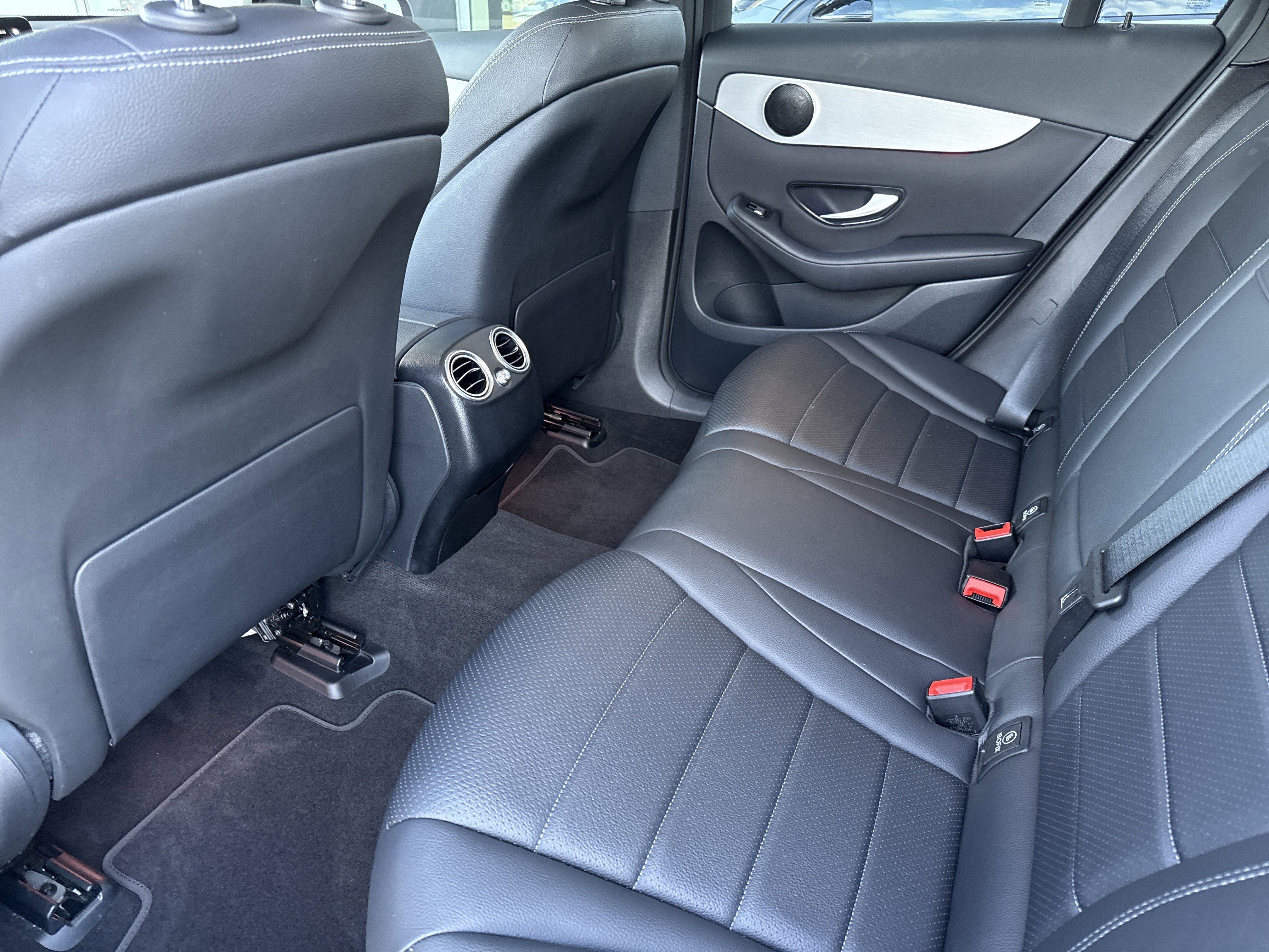 Certified 2021 Mercedes-Benz GLC 300 image 12