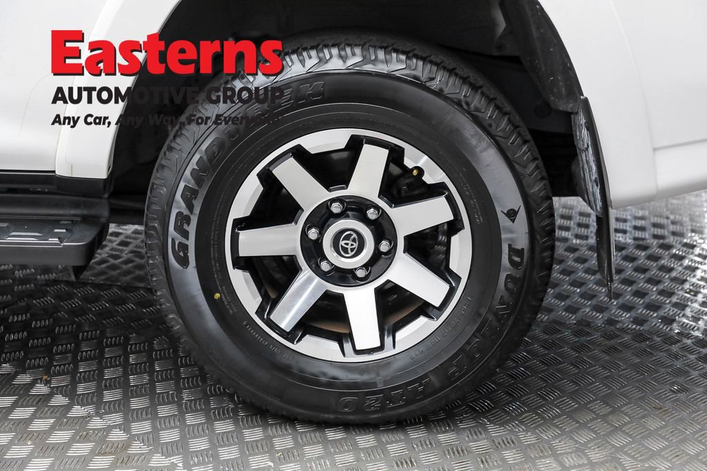 Used 2024 Toyota 4Runner TRD Off-Road image 8