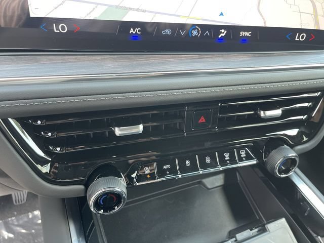 New 2026 Chevrolet Tahoe LS w/ LPO, Dark Essentials Package AWD/4WD image 19