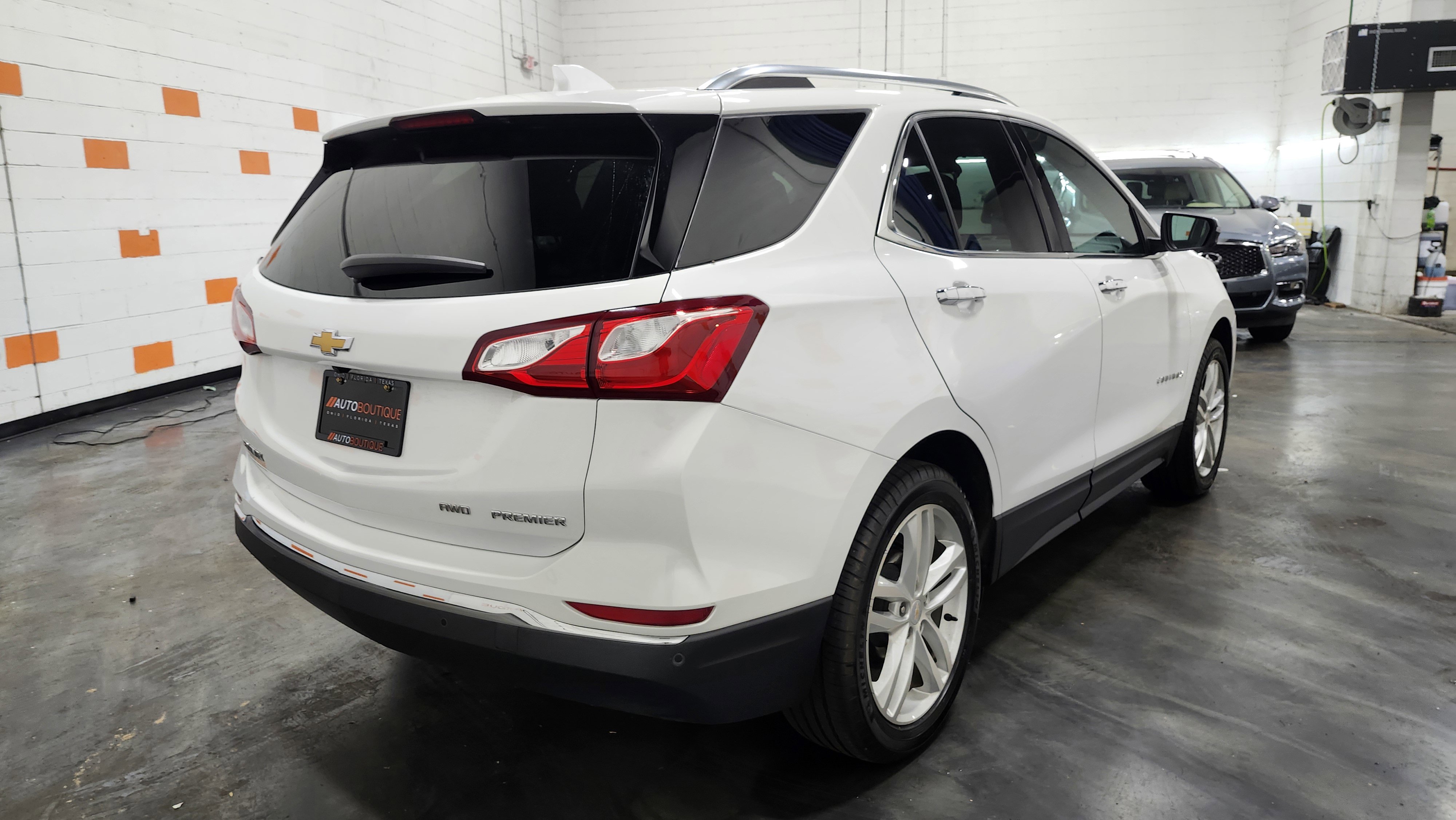 Used 2021 Chevrolet Equinox Premier image 19