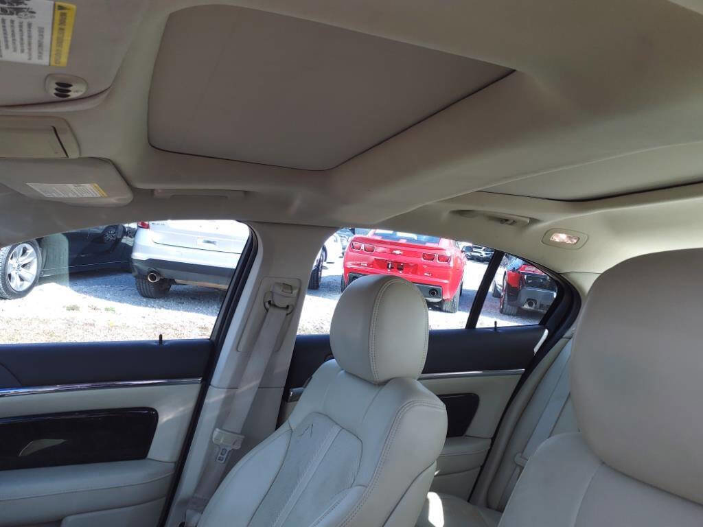 Used 2013 Lincoln MKS AWD image 13