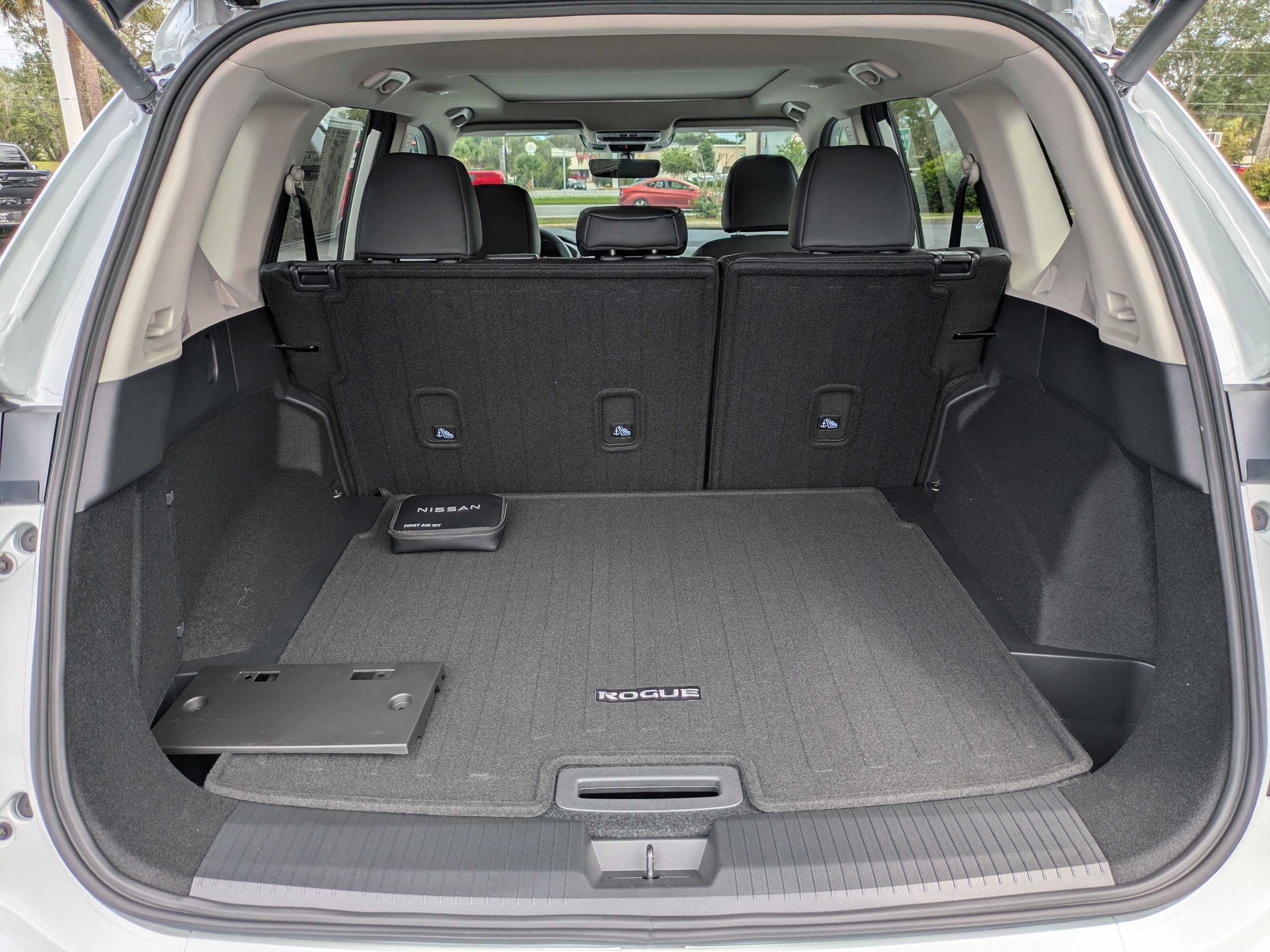New 2026 Nissan Rogue Dark Armor FWD image 13