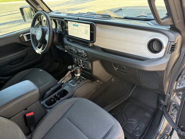 Used 2025 Jeep Wrangler Sport S w/ Convenience Group image 21