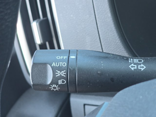 Used 2025 Nissan Frontier SV AWD/4WD image 23