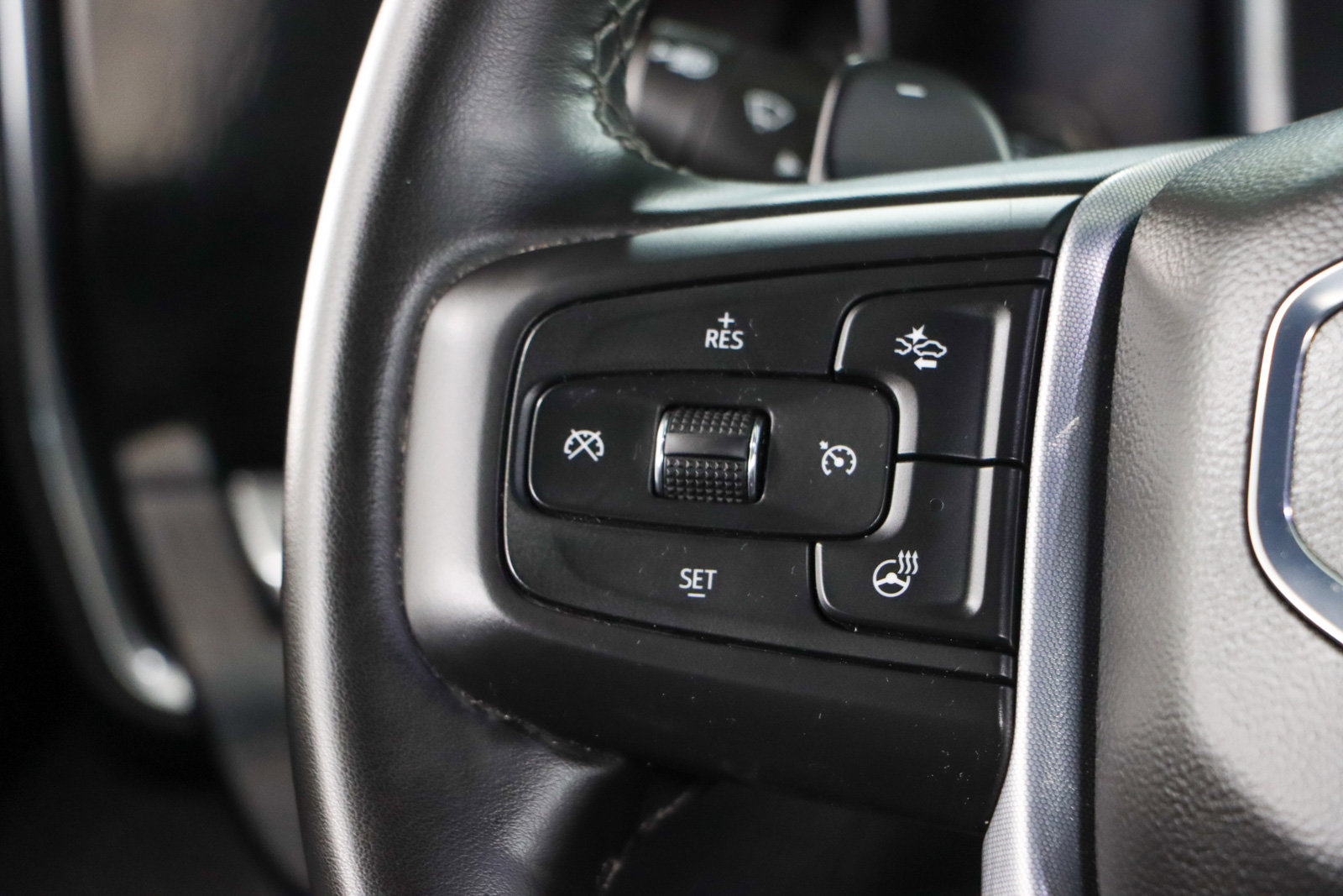 Used 2025 GMC Sierra 1500 Elevation w/ Elevation Premium Package image 14