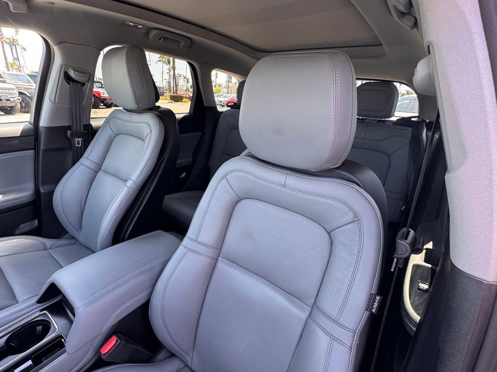 Used 2022 Lincoln Corsair Reserve w/ Equipment Group 201A AWD/4WD image 19