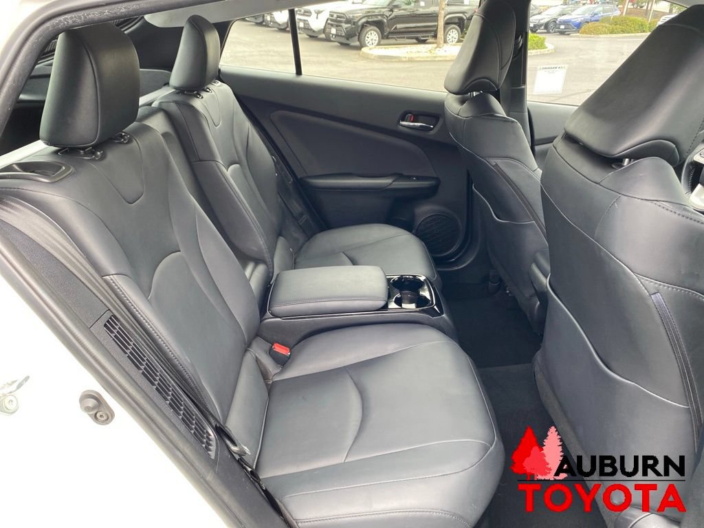 Used 2017 Toyota Prius Prime Advanced w/ Carpet Mat Package FWD image 16