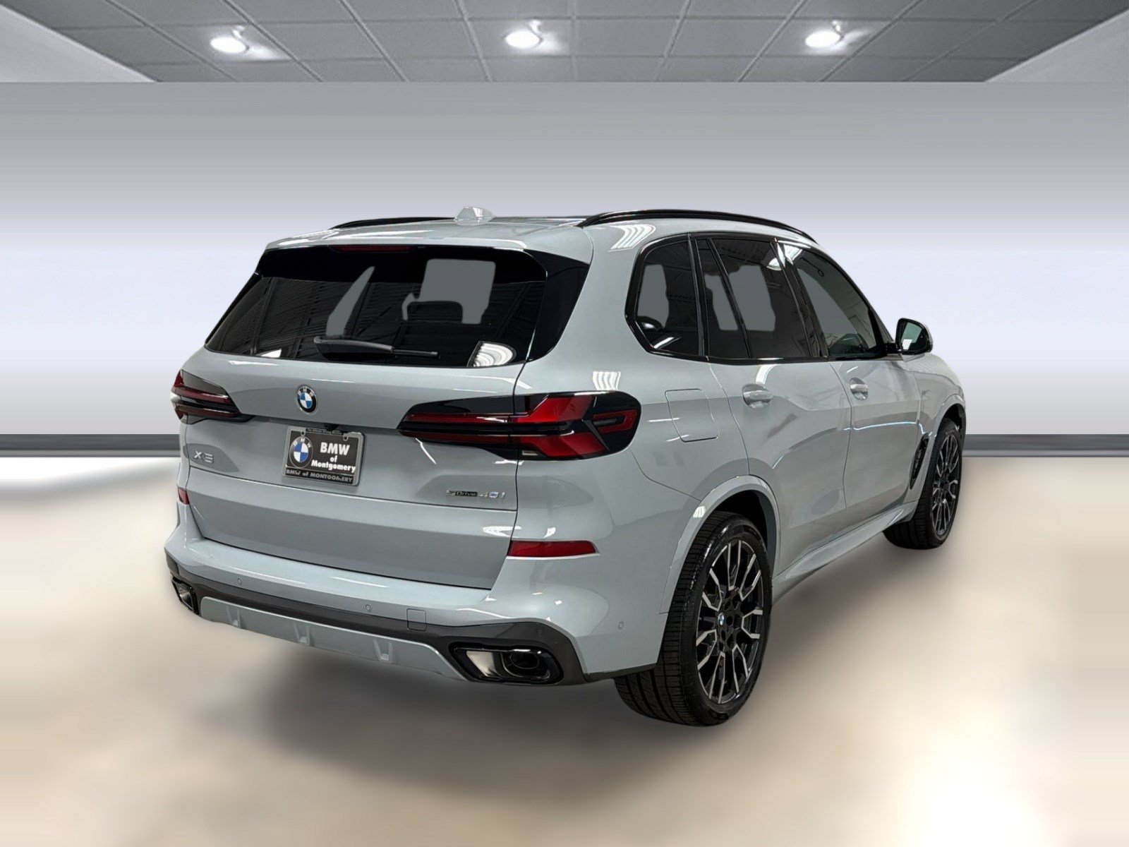 New 2026 BMW X5 sDrive40i w/ M Sport Package RWD image 7