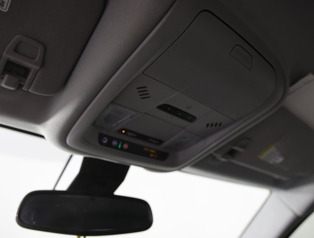 Used 2020 GMC Terrain SLT w/ Preferred Package image 8