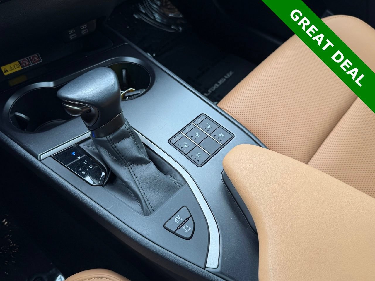 Used 2024 Lexus UX 250h FWD w/ Premium Package image 21