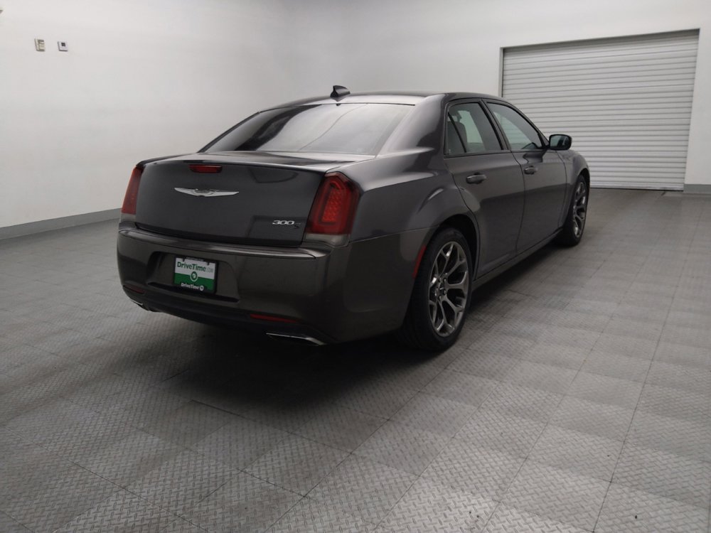 Used 2015 Chrysler 300 S RWD image 9