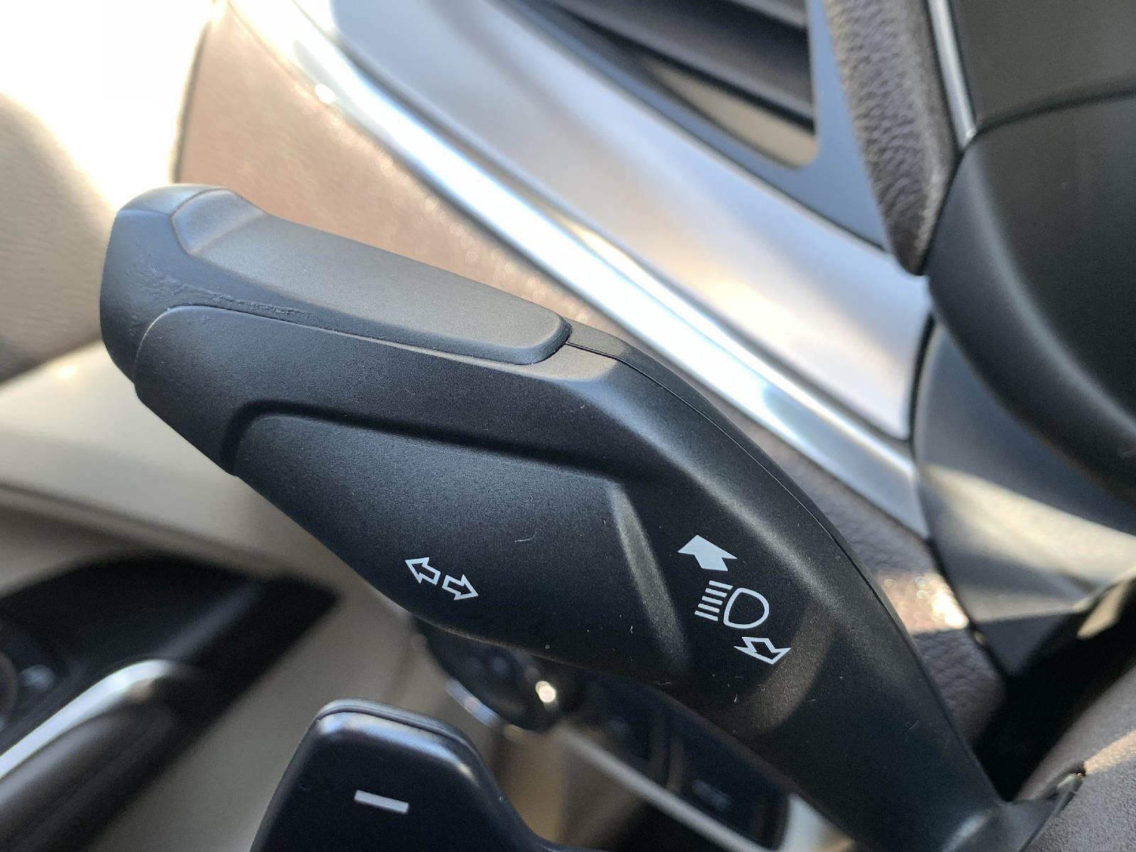 Used 2019 Lincoln MKC Premiere image 19