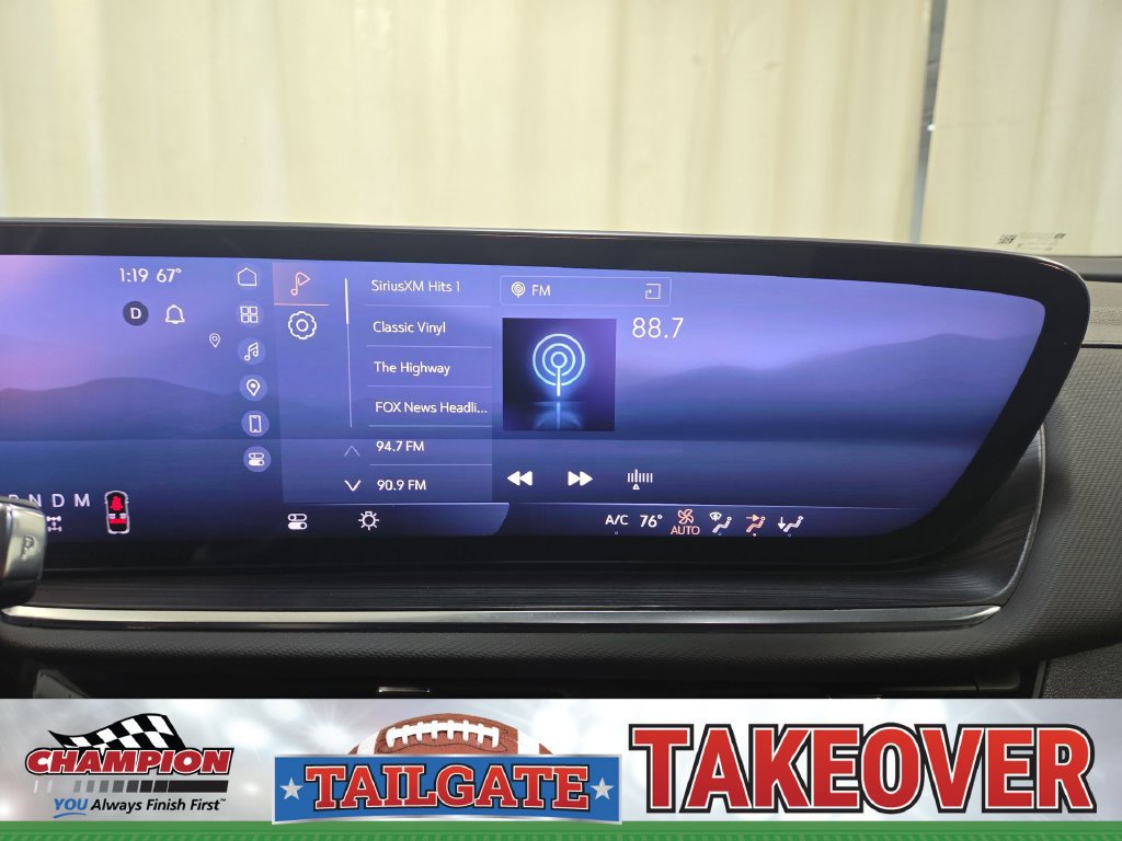 Certified 2024 Buick Envision Preferred AWD/4WD image 17