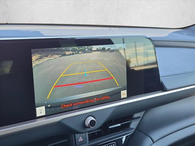 Certified 2025 Toyota Crown AWD/4WD image 13