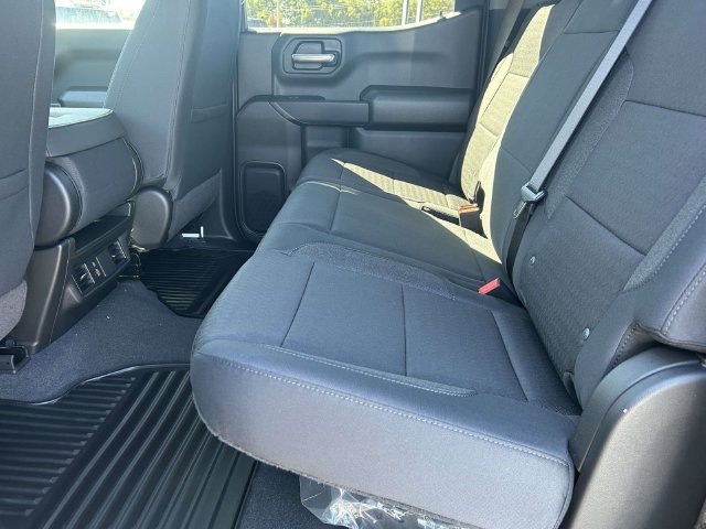 New 2026 Chevrolet Silverado 1500 Custom w/ Turbomax Blackout Package AWD/4WD image 10