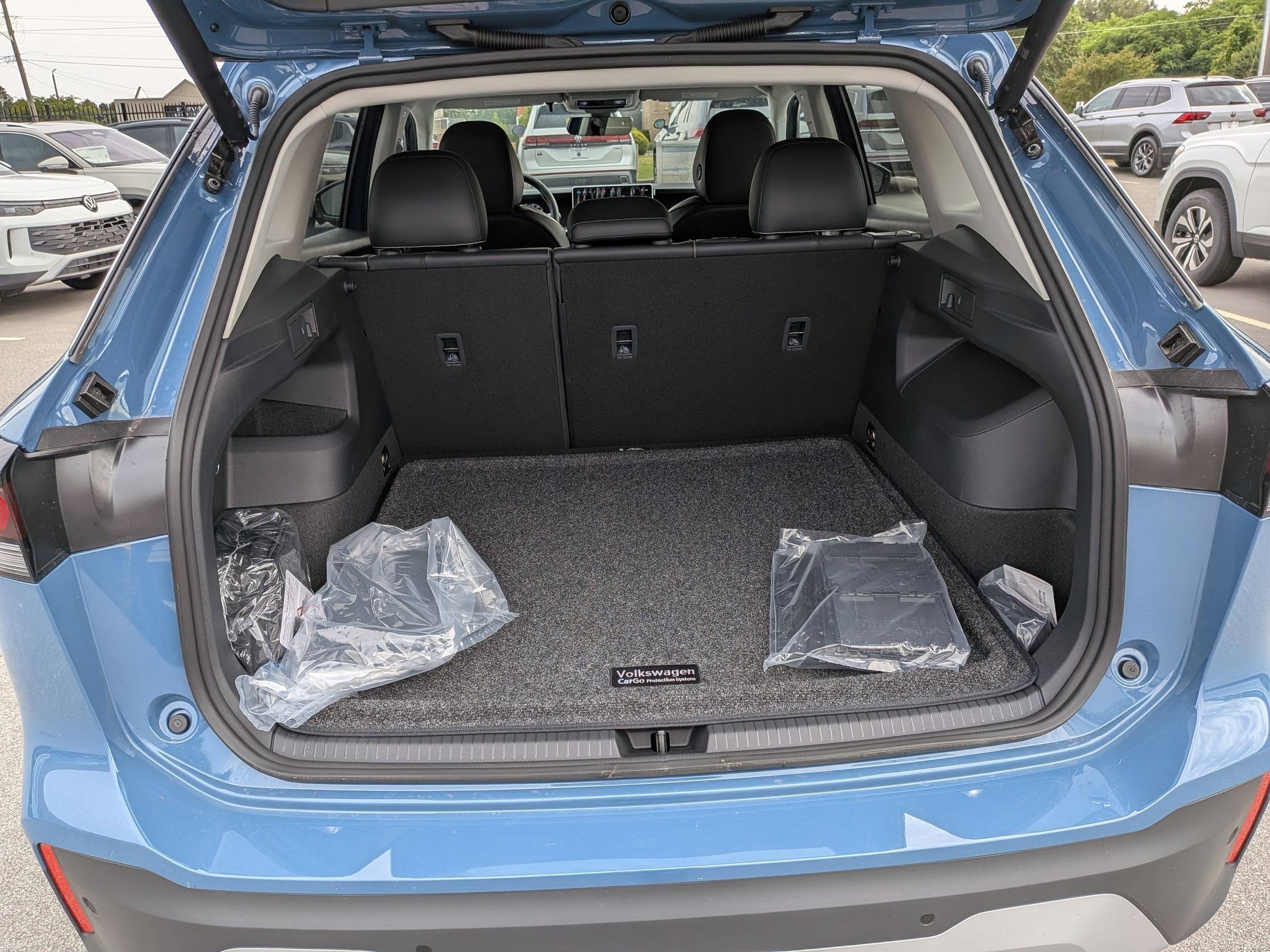 New 2026 Volkswagen Tiguan SE AWD/4WD image 30