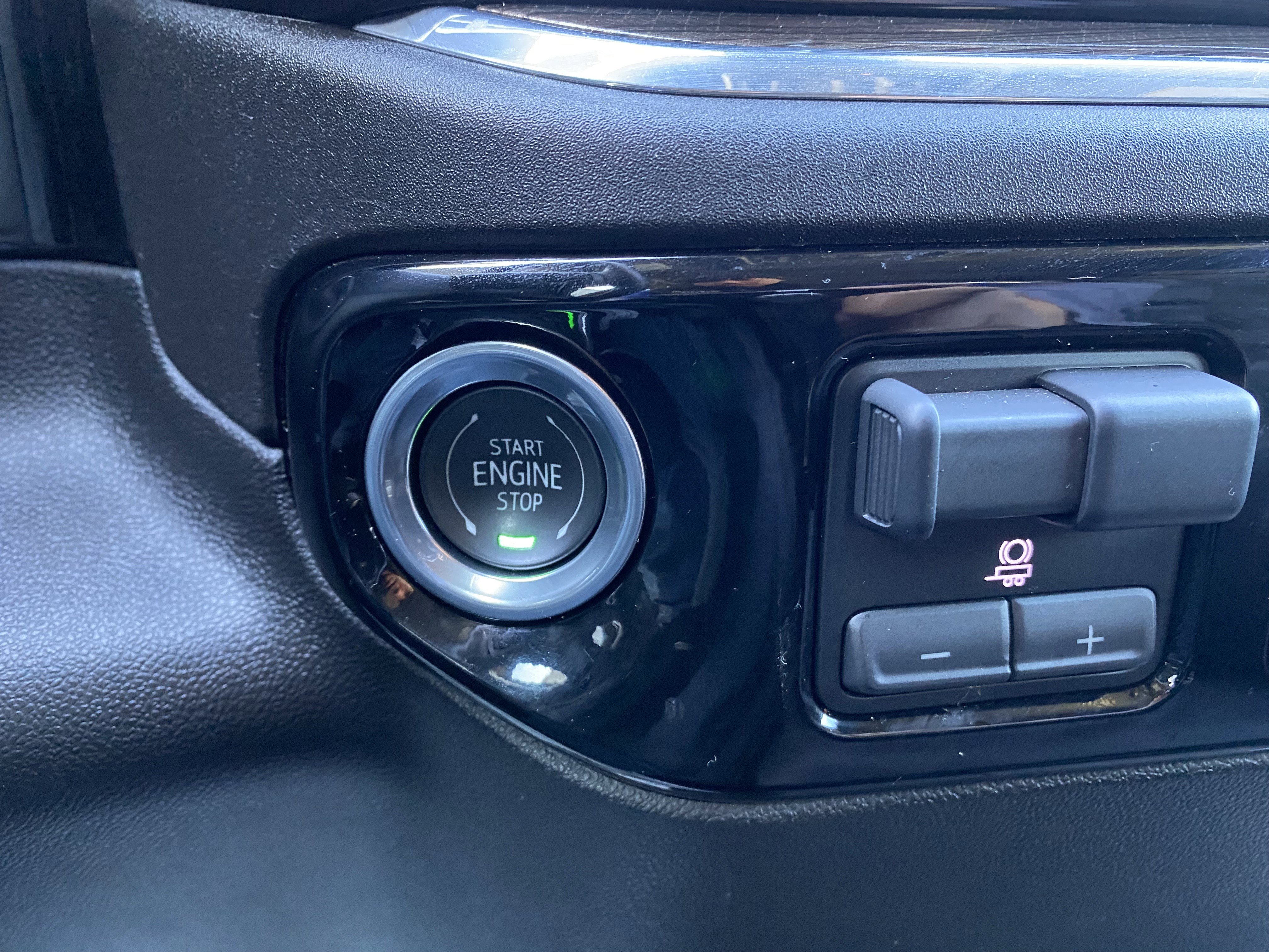 Used 2025 Chevrolet Silverado 1500 RST image 29