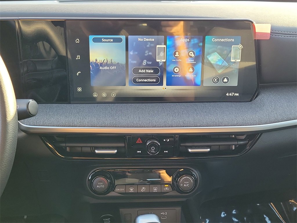 New 2026 Nissan Kicks SV image 9