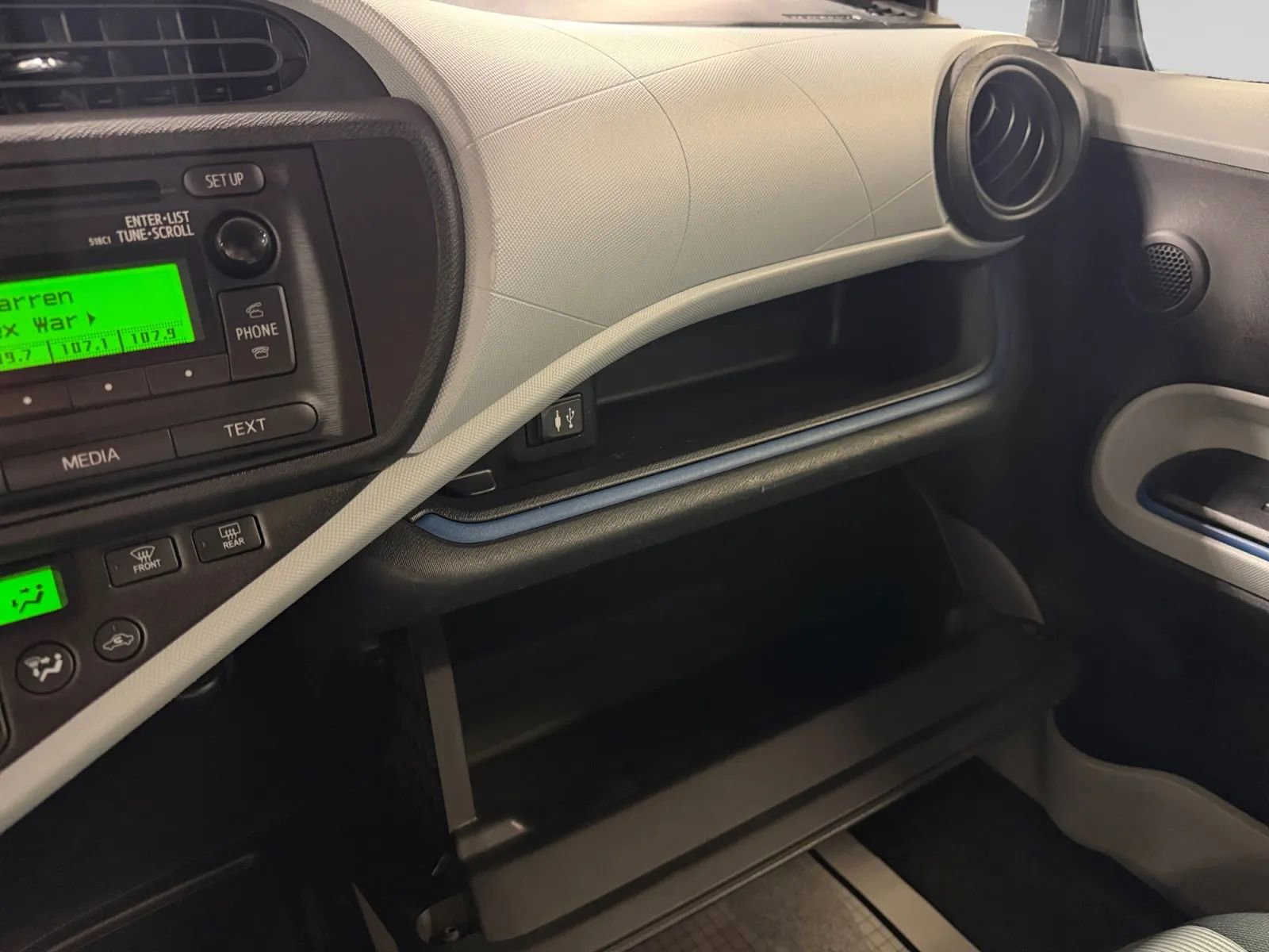 Used 2012 Toyota Prius C Two image 30